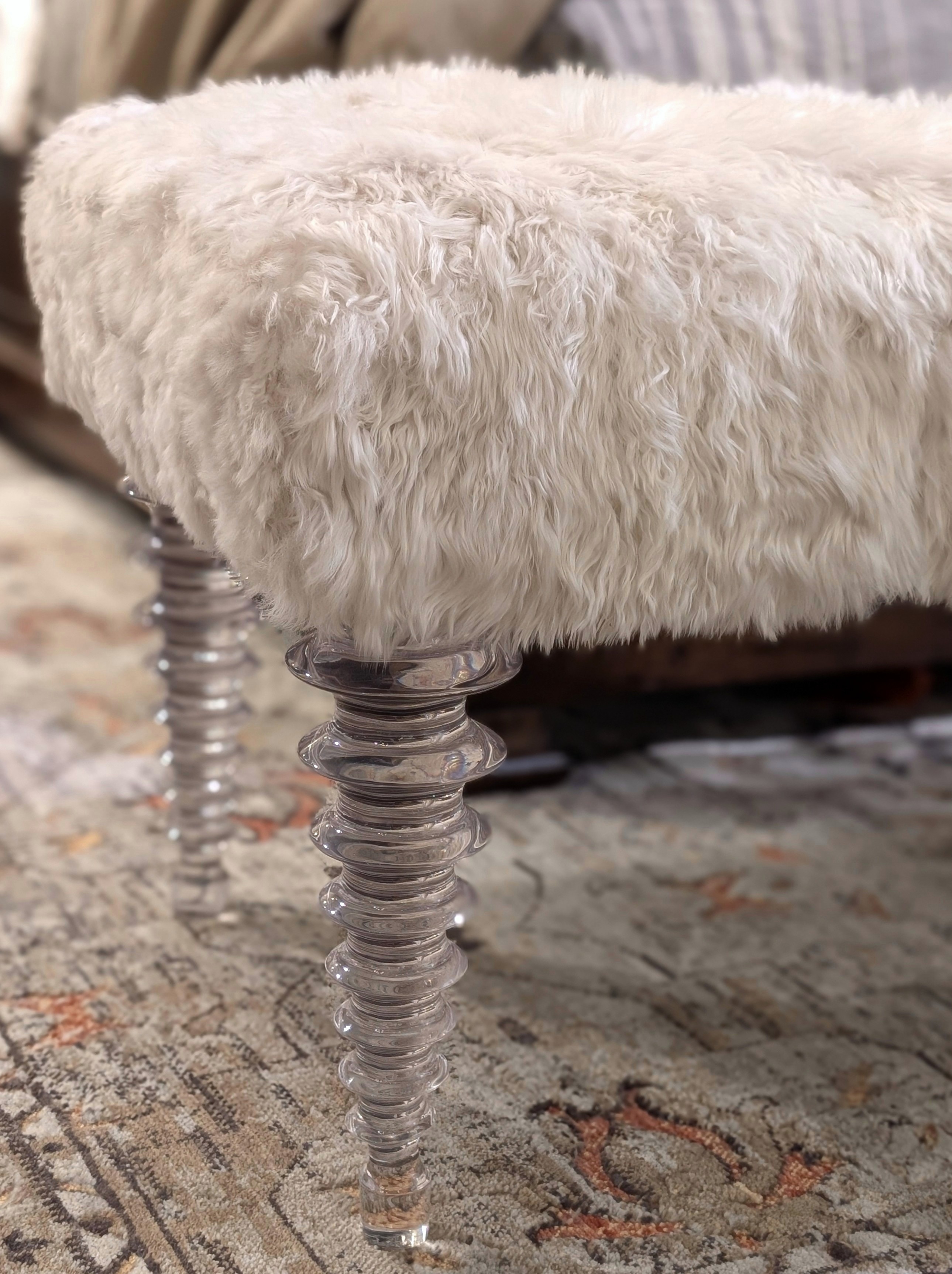 arya alpaca bench