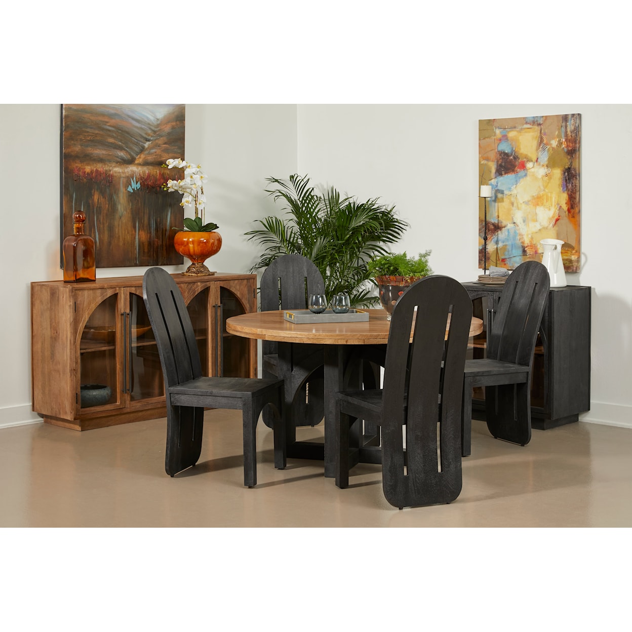 Coast2Coast Home Gateway Round Round Dining Table