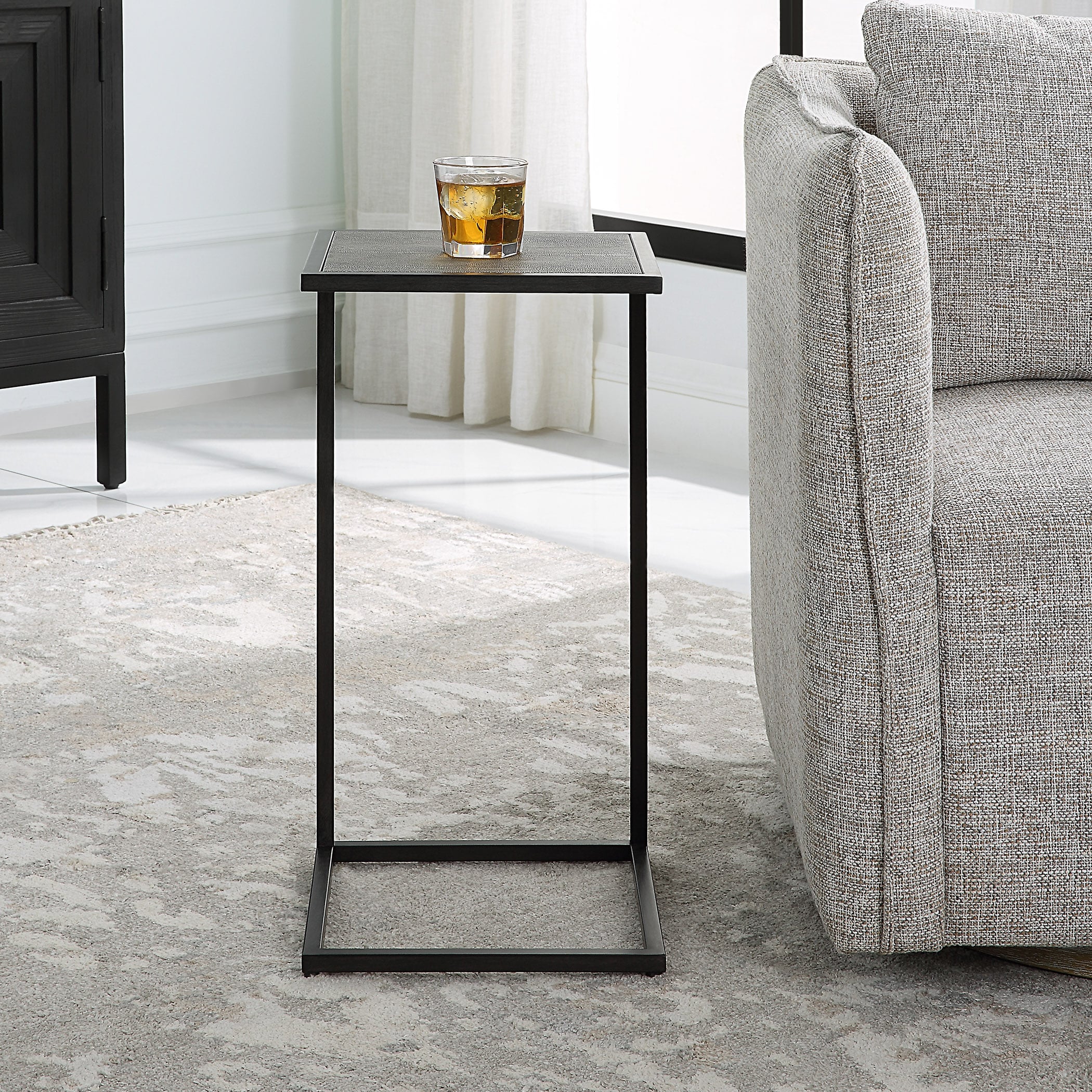Accent Table