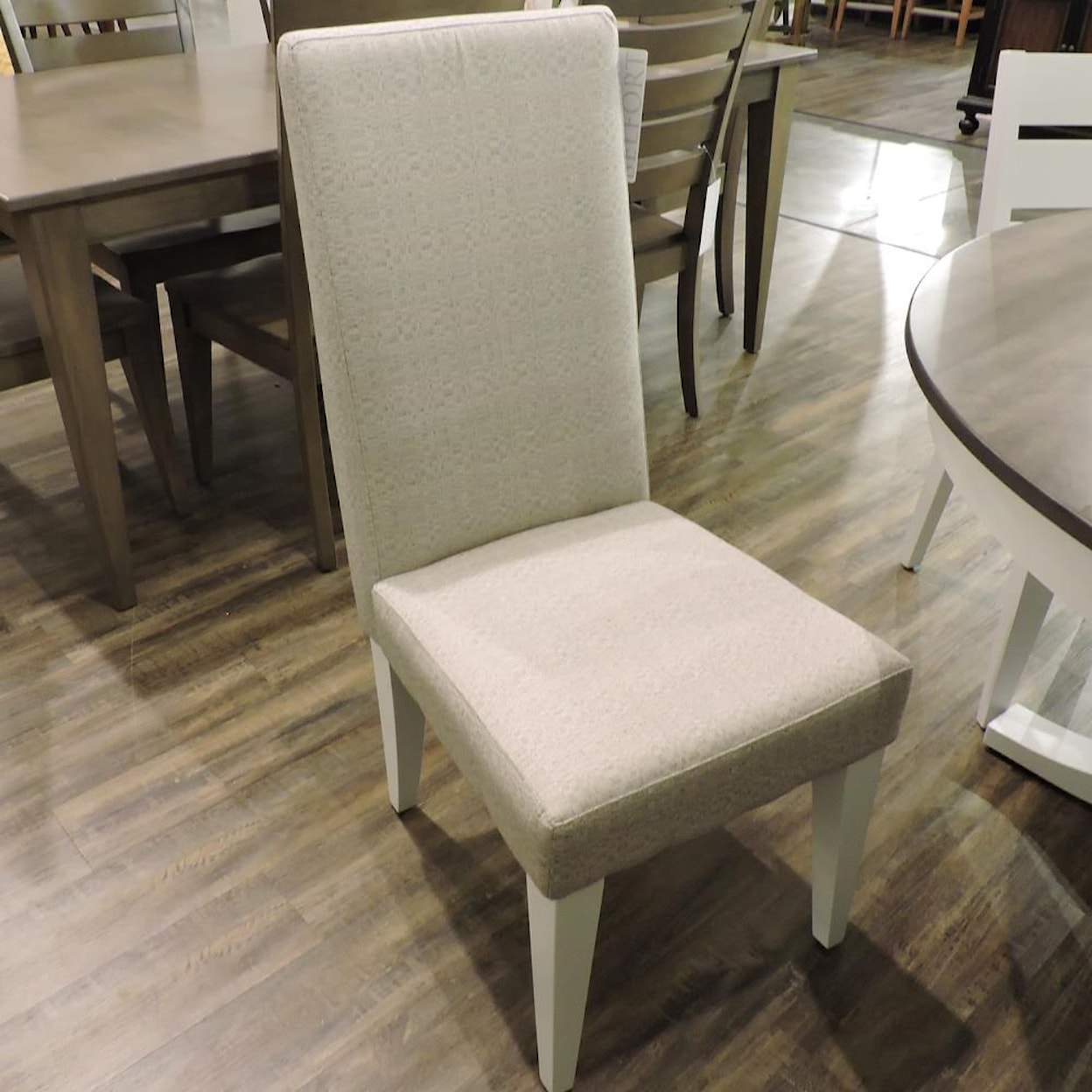 Canadel Gourmet. Customizable Dining Side Chair