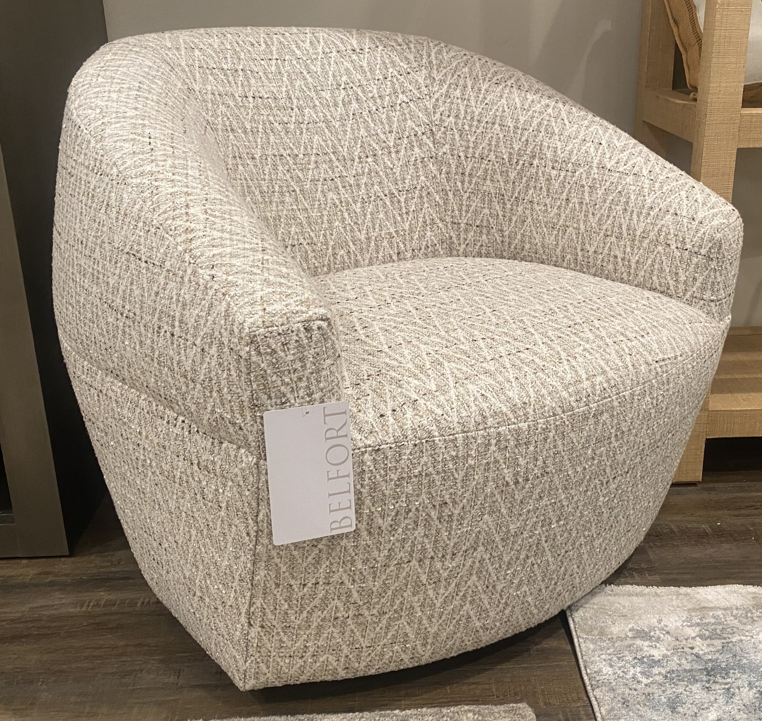 Natalie Swivel Chair