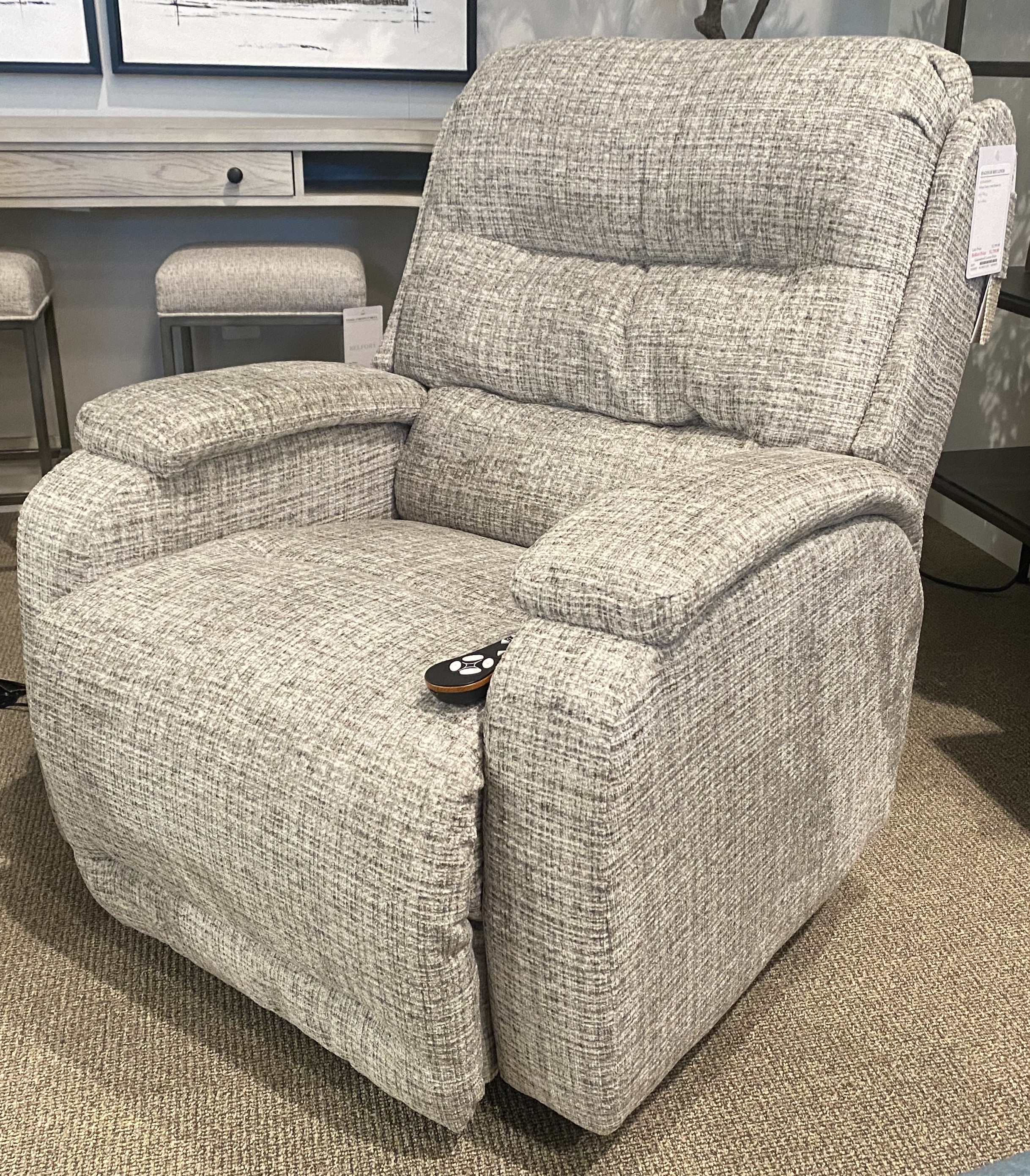 Zero Gravity Recliner