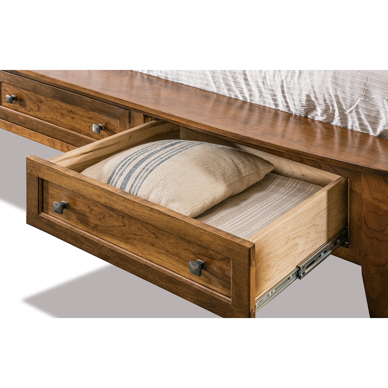 Archbold Furniture Bob Timberlake King Sleigh Storage Bed