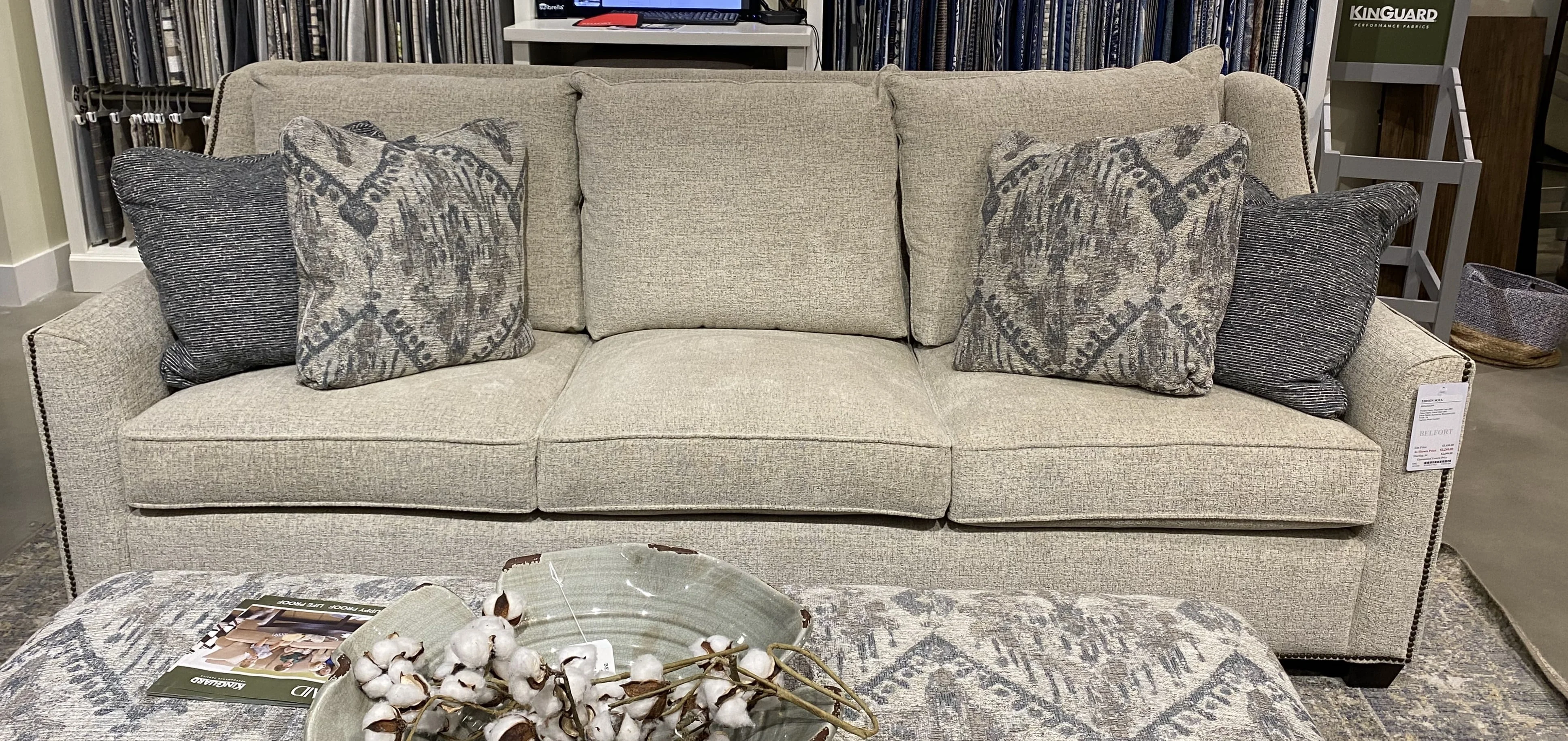 Kincaid Furniture Edison 340154497 Sofa Belfort Furniture Uph