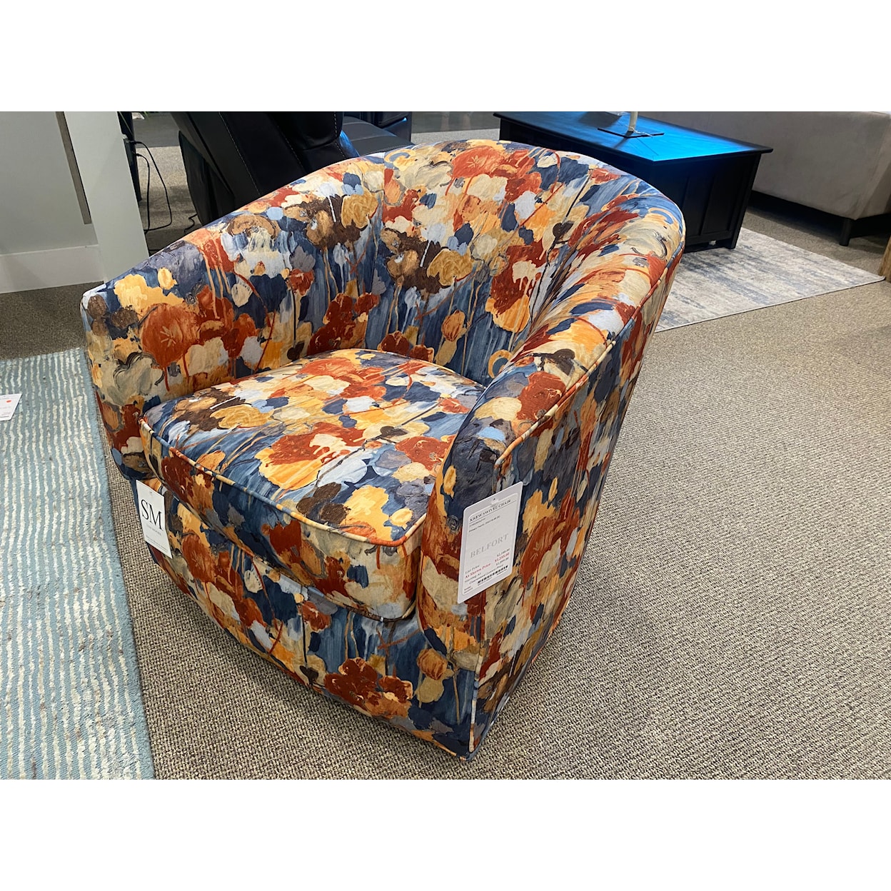 HF Custom Krew Swivel Chair