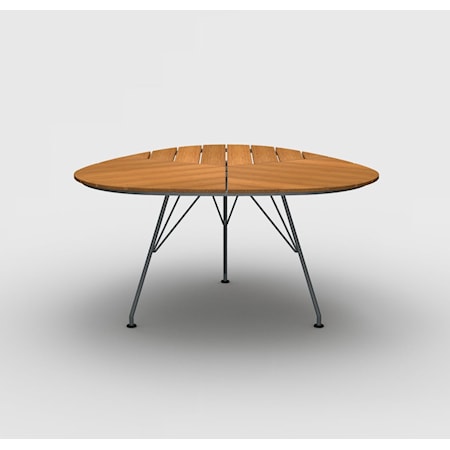 Leaf Outdoor Dining Table