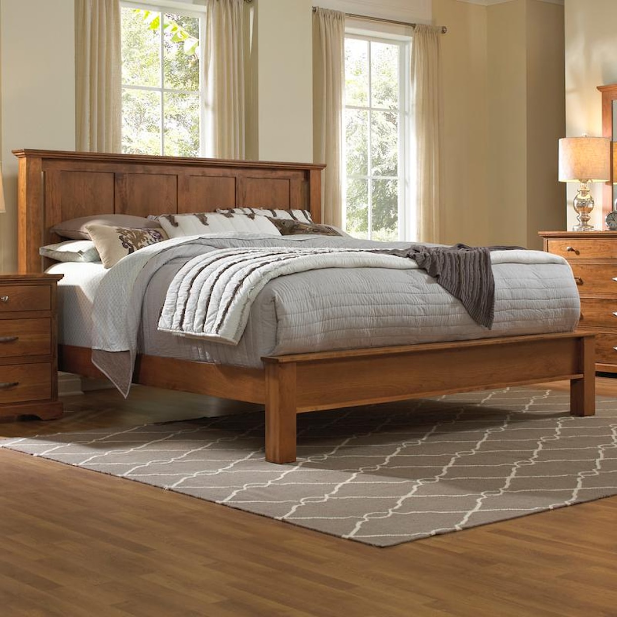 Daniel's Amish Elegance Solid Wood Queen Bed with Low Footboard