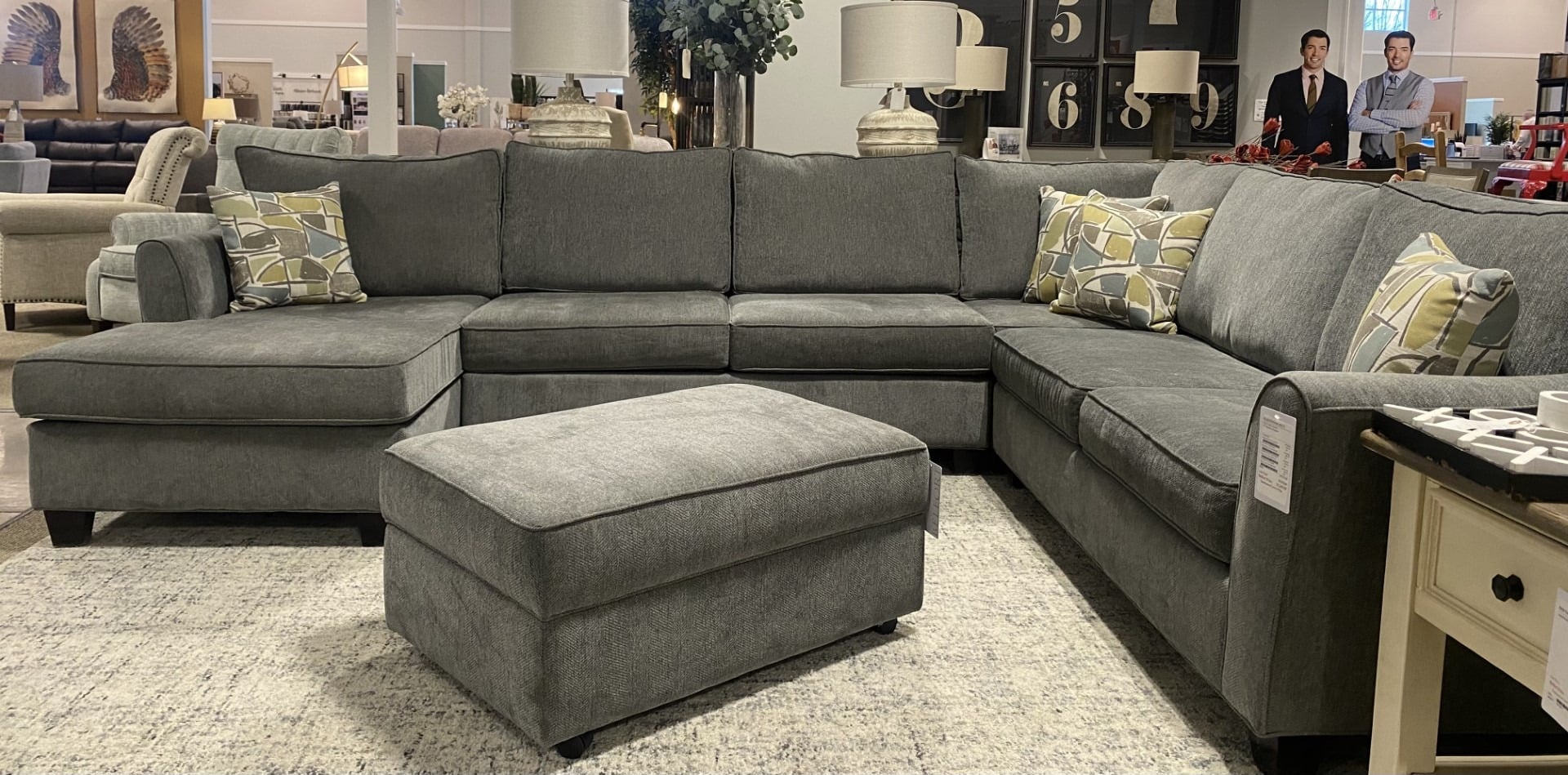 Belfort Essentials Fleetwood Sectional