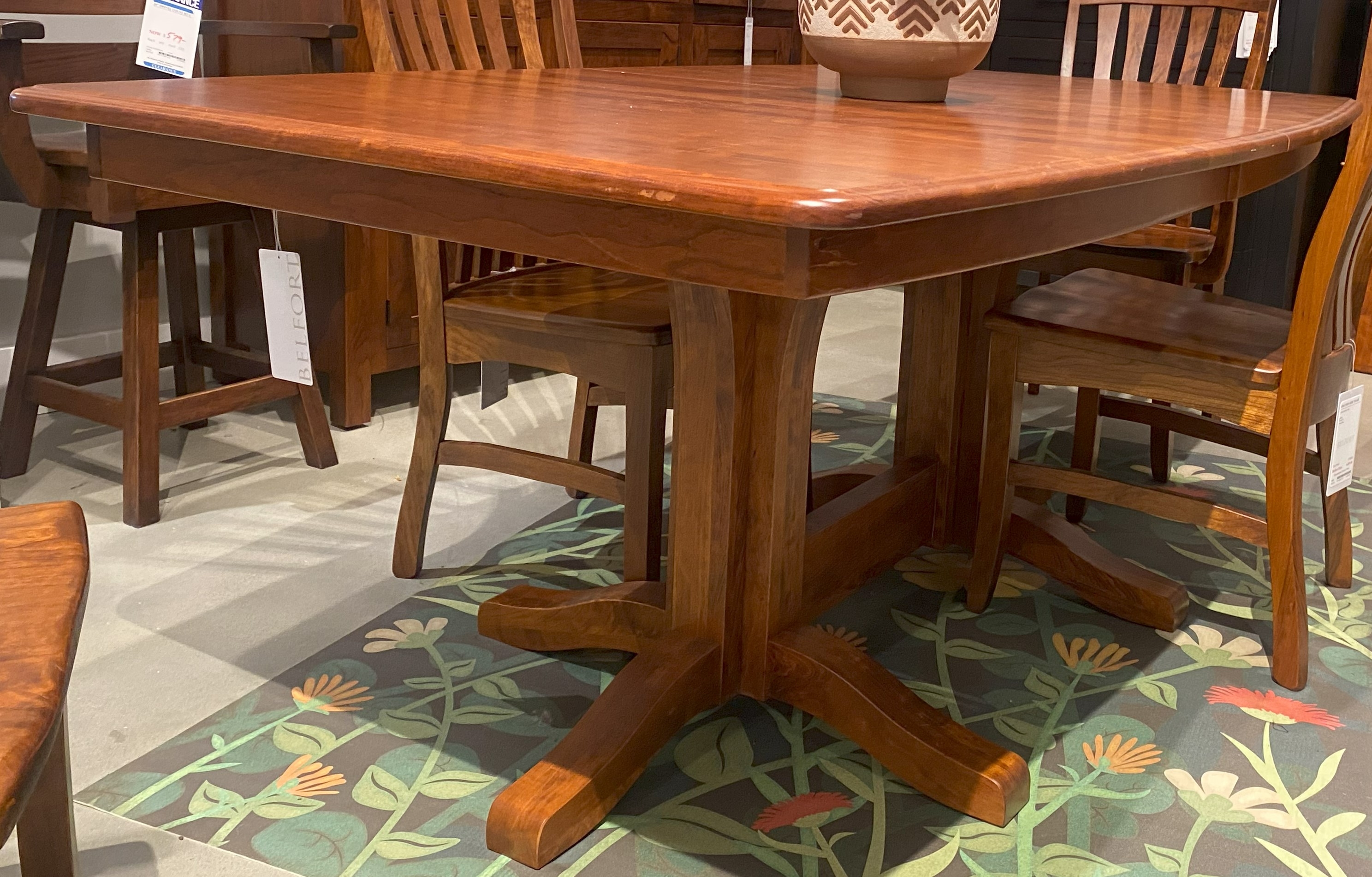 Daniel's Amish Millsdale Millsdale Rectangular Dining Table