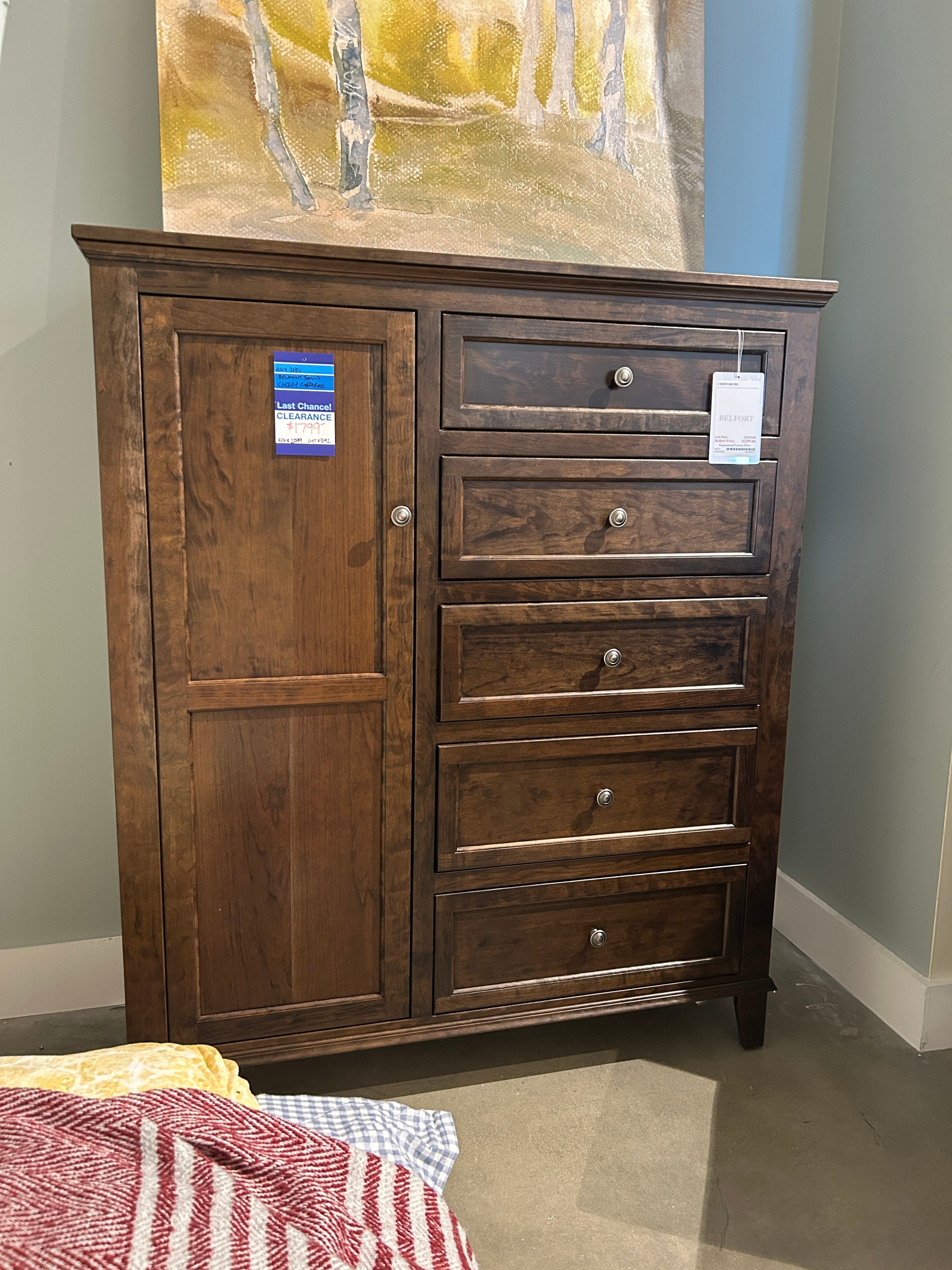 Chifforobe