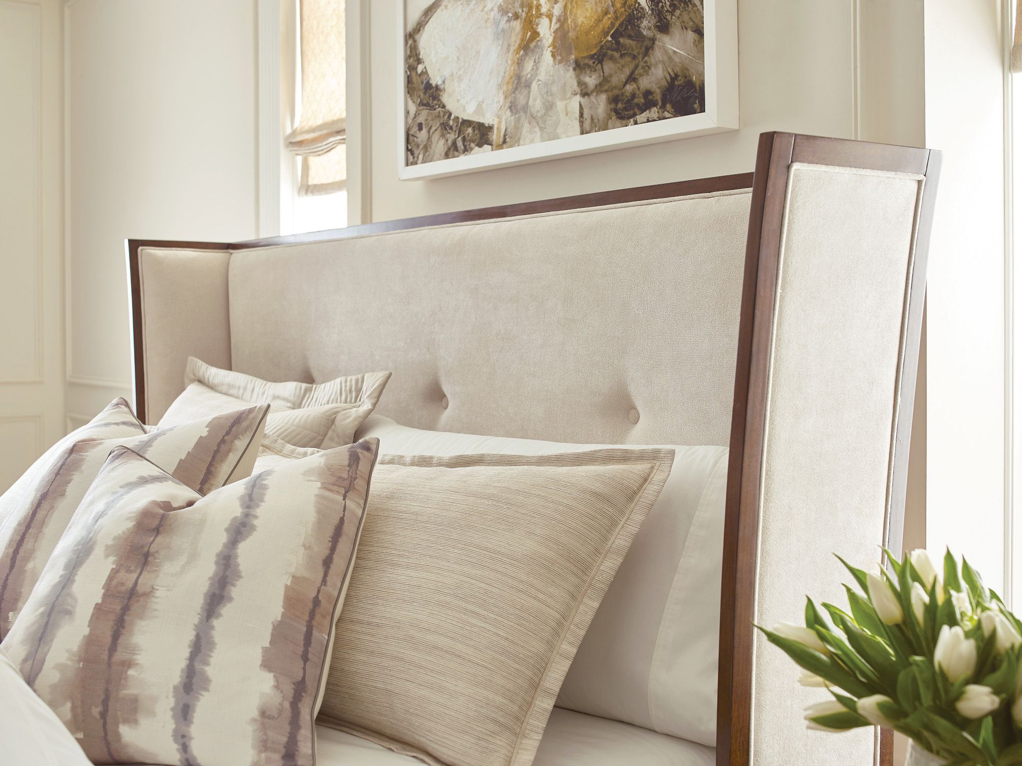 Upholstered Queen Bed