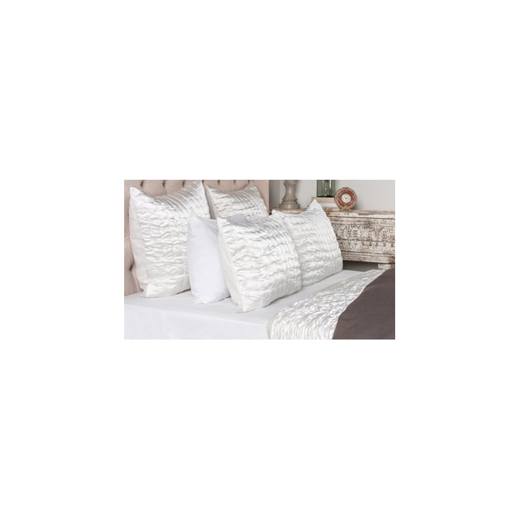 Classic Home Aura Queen Quilt