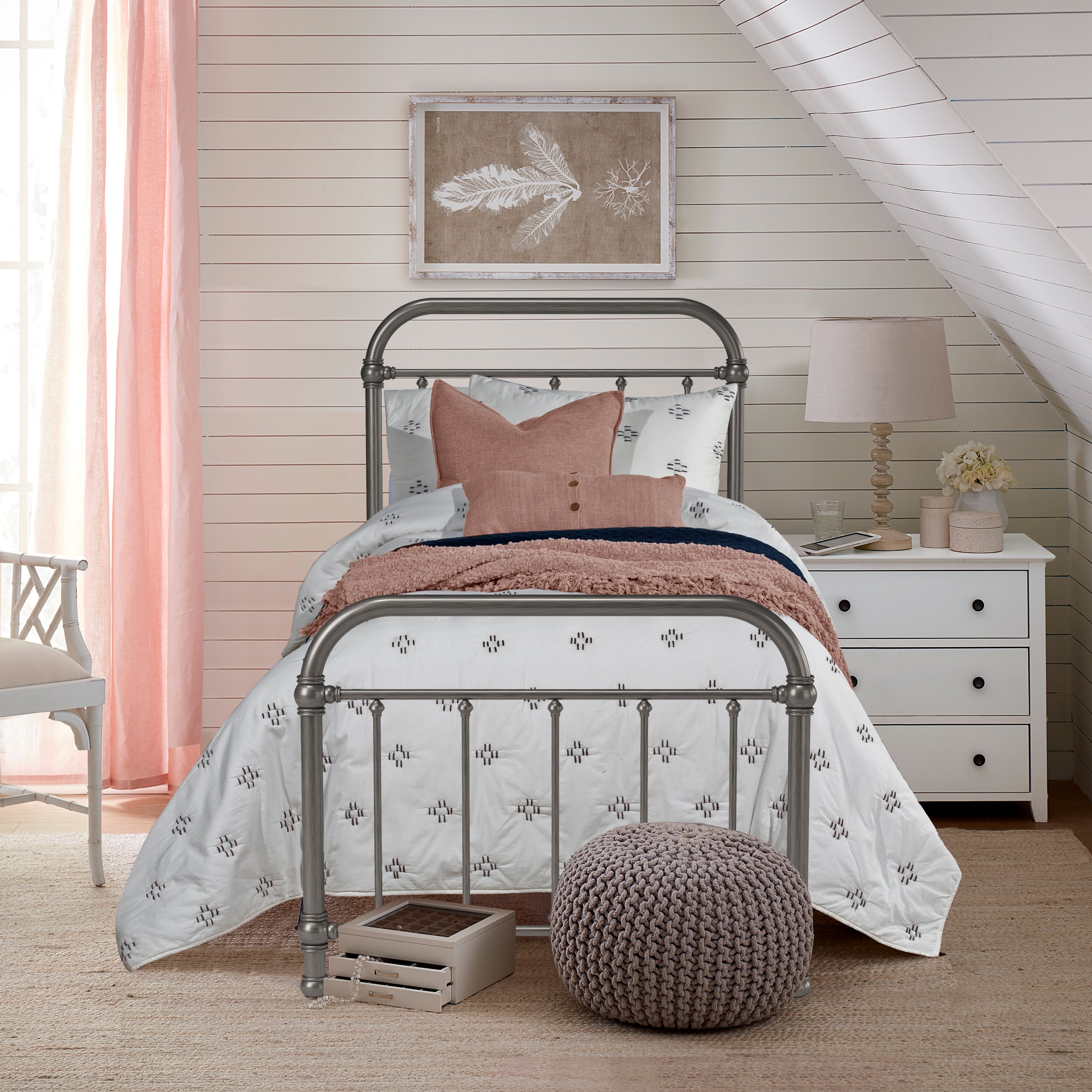 Hillsdale Kirkland Twin Bed