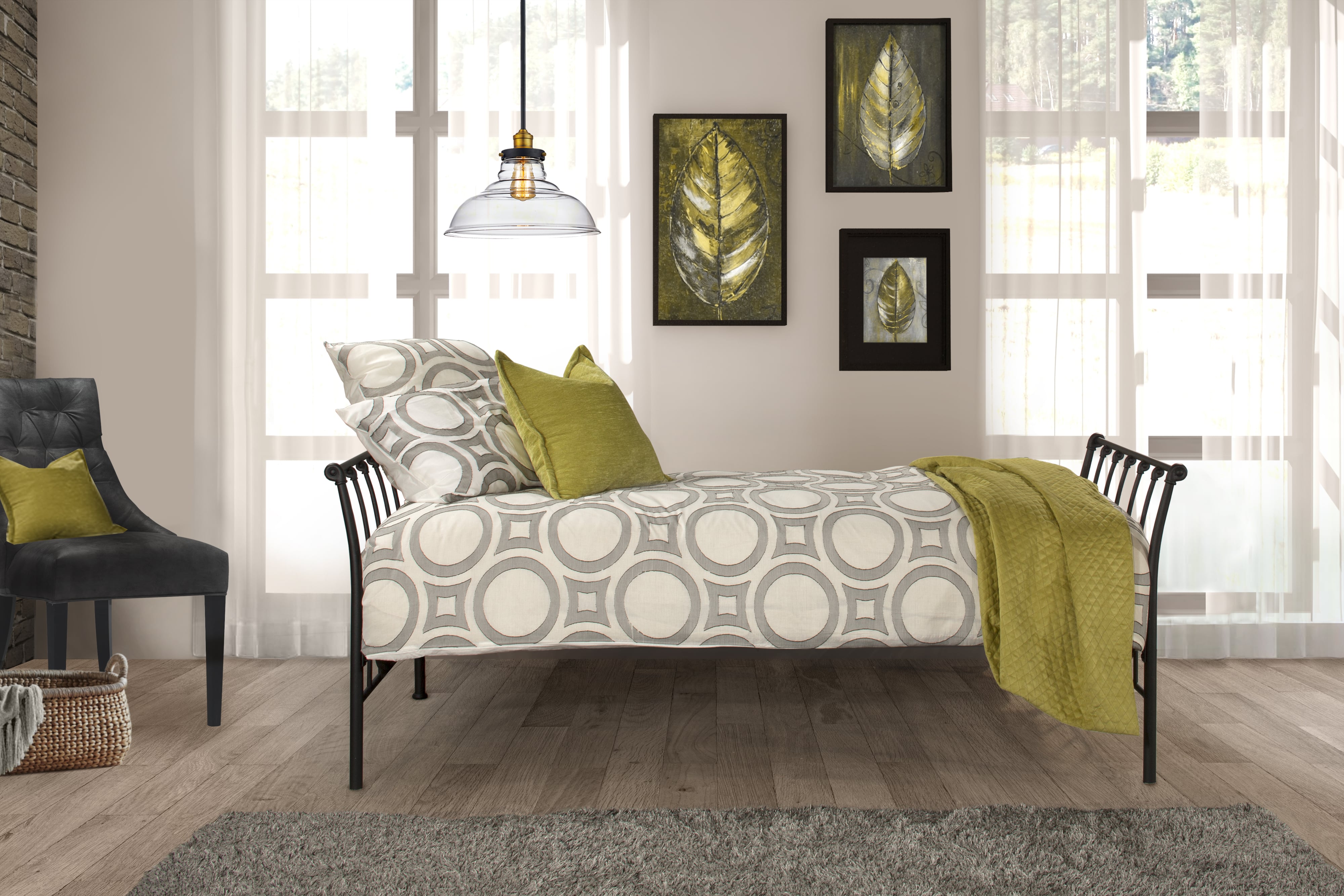 Backless daybed with pop up outlet trundle