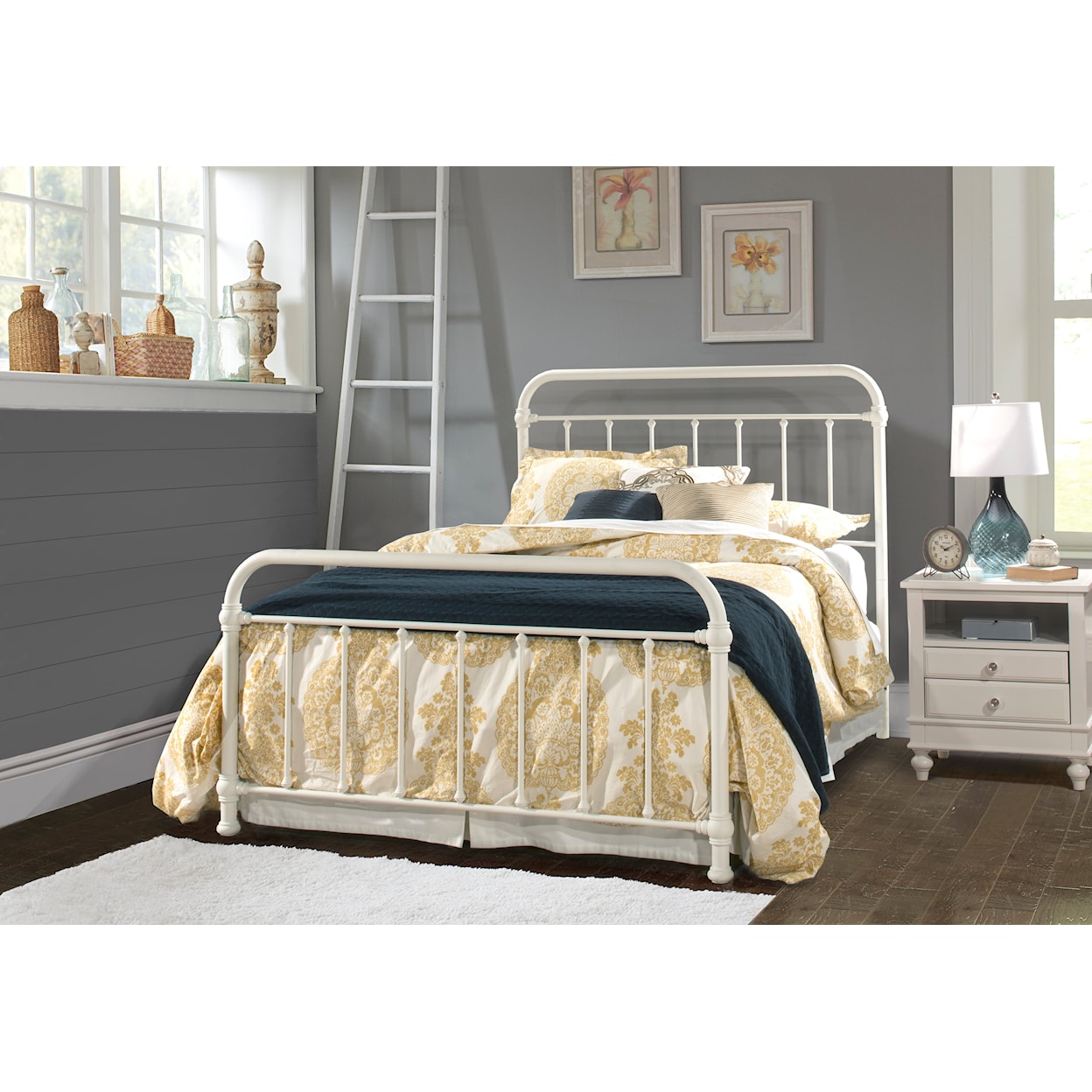 Hillsdale Kirkland Queen Bed