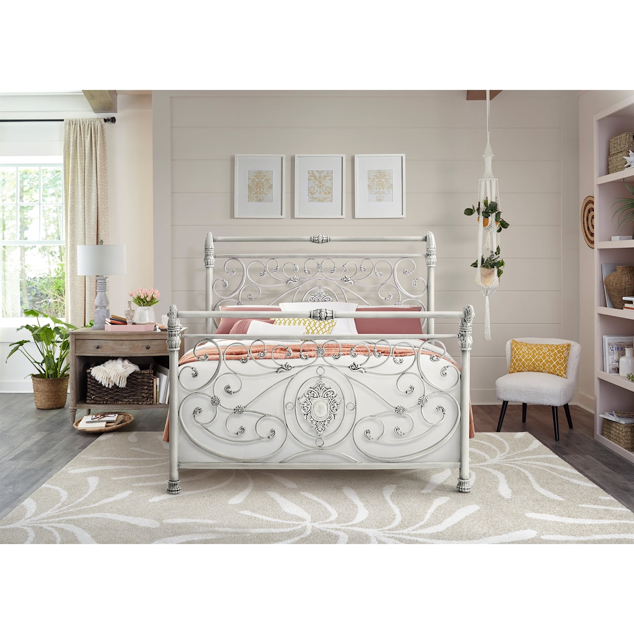 Hillsdale Mercer Queen Bed