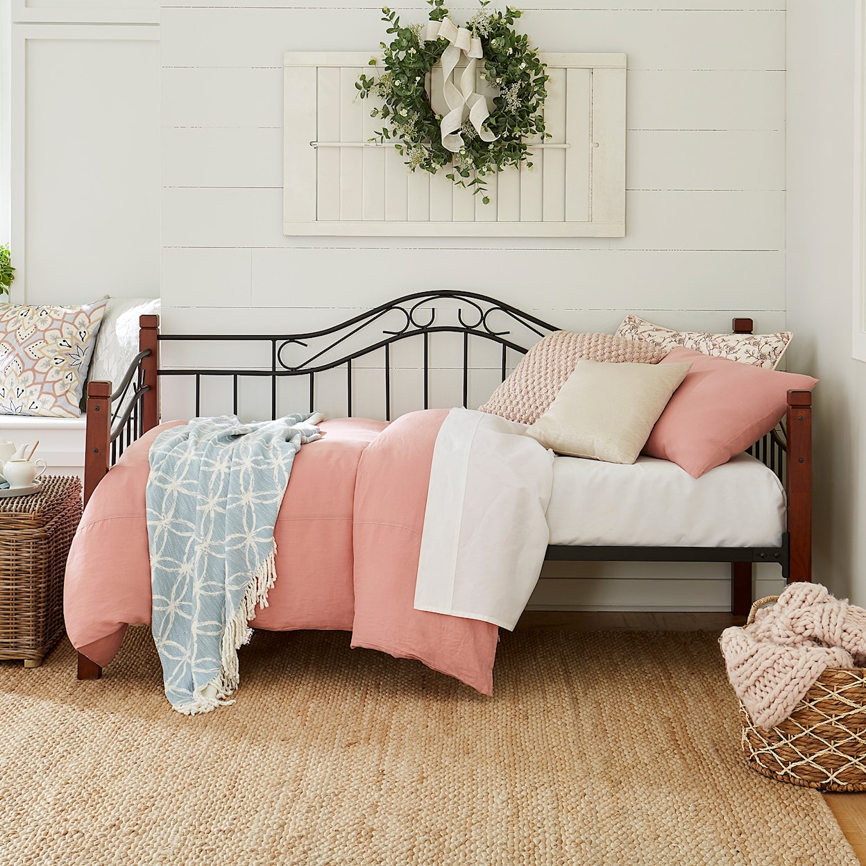 Hillsdale Matson Twin Daybed