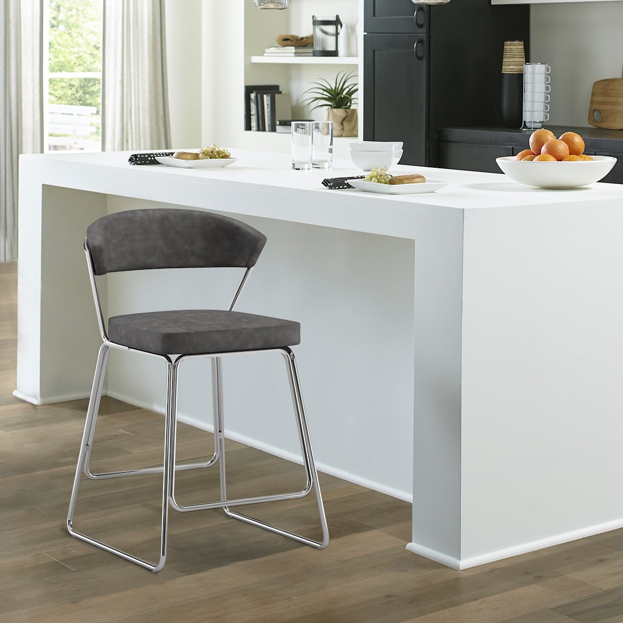 Hillsdale Hanley Counter and Bar Stools