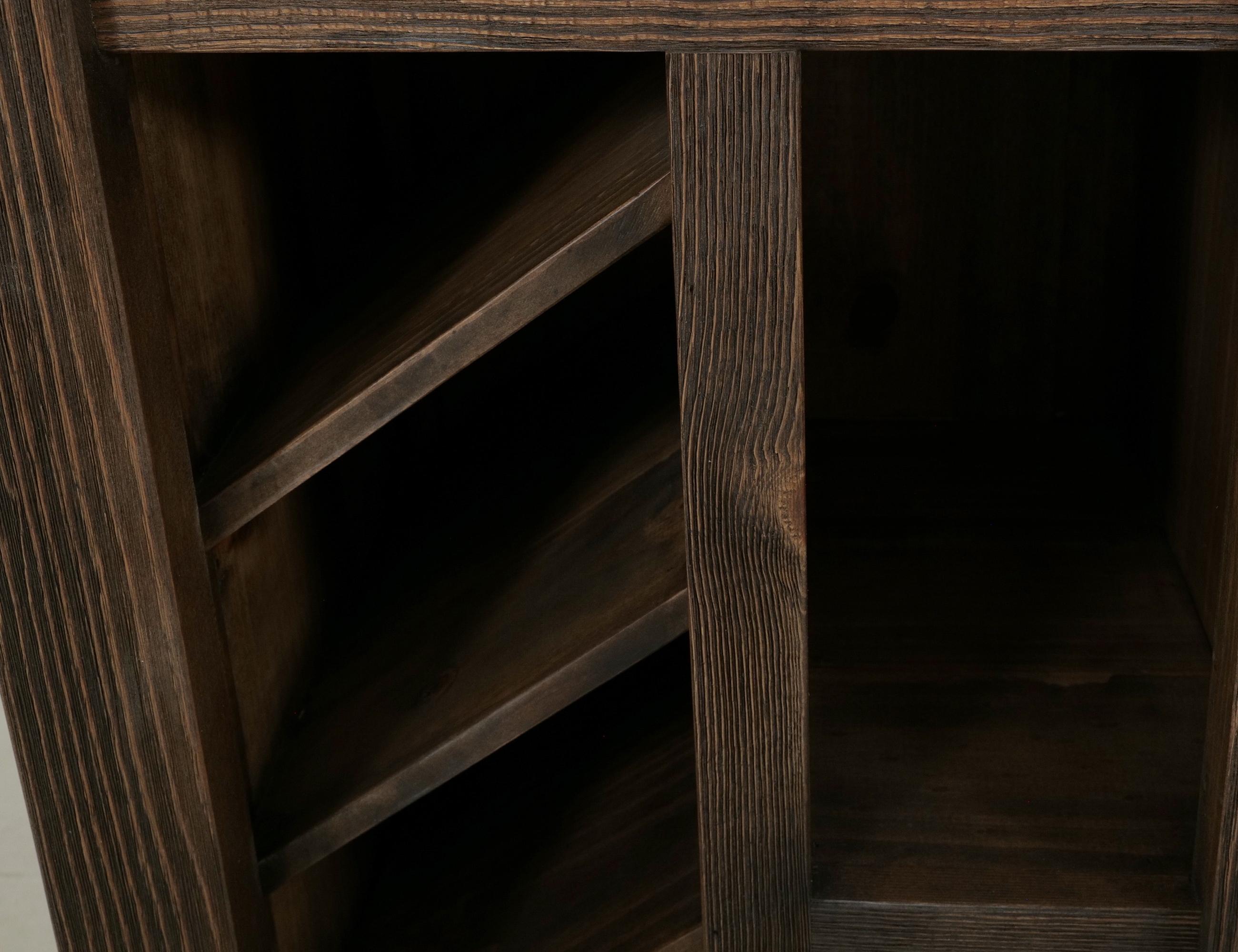 Uprooted Dutton 2-Drawer Bar