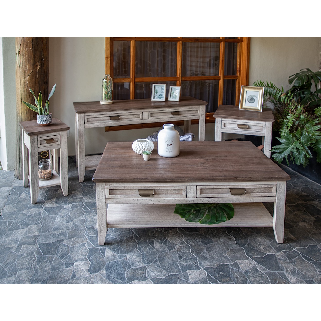 International Furniture Direct Sahara Chair Side Table