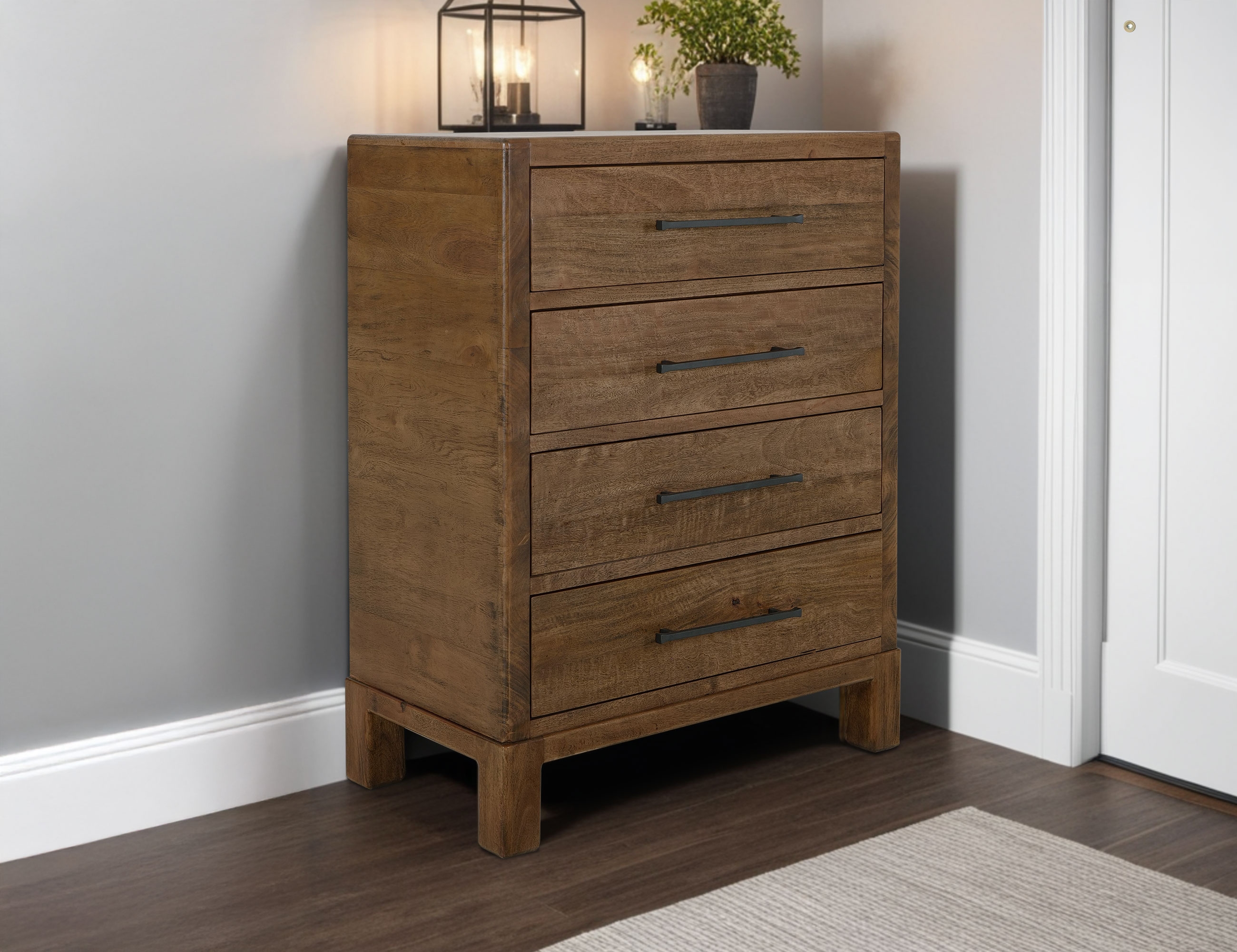 4-Drawer Chest