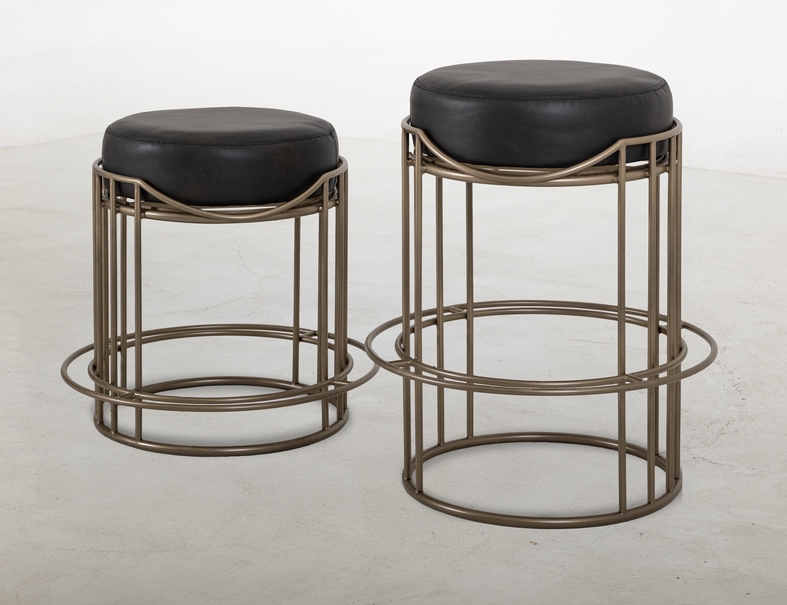 Uprooted Grecia 30" Upholstered Barstool