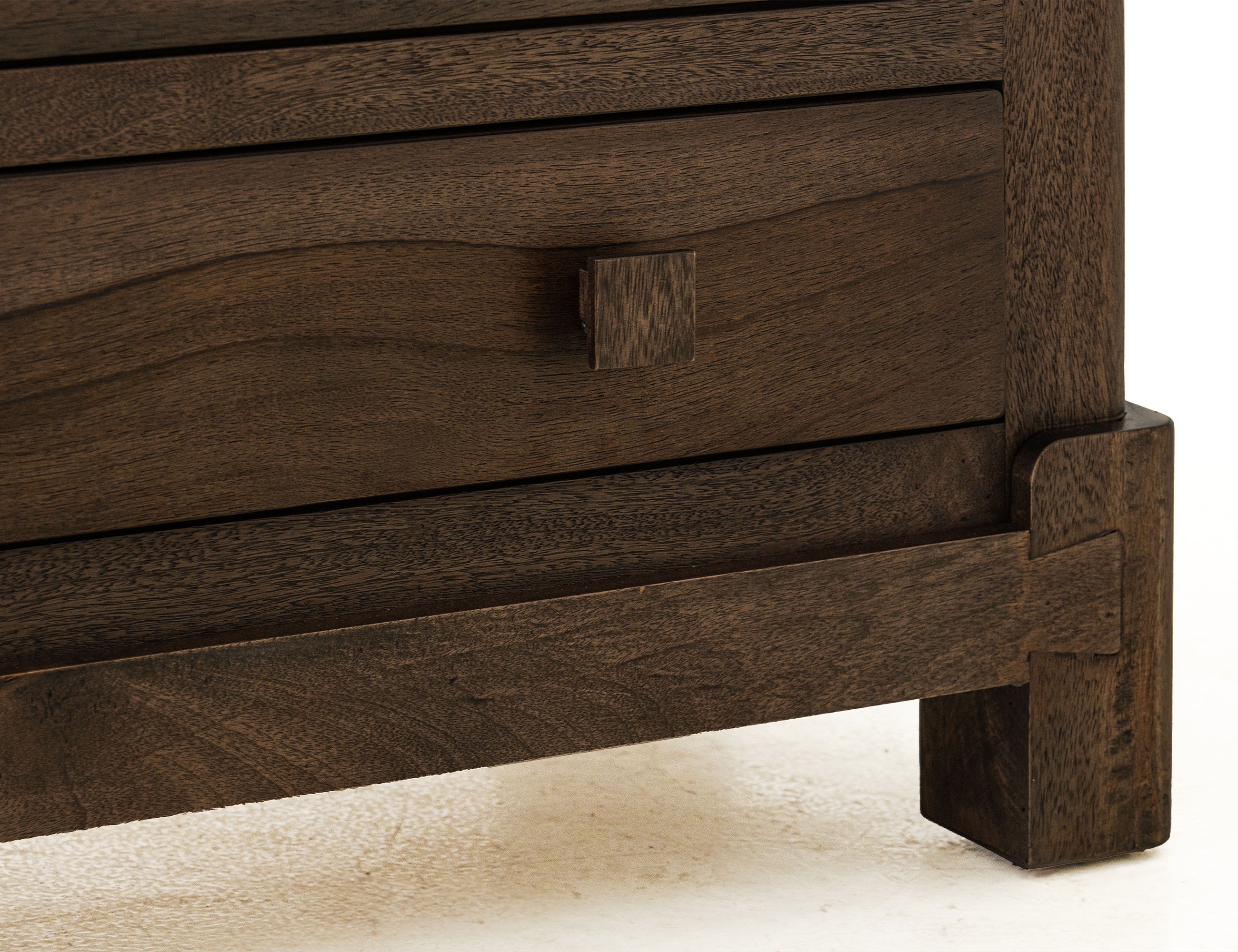 International Furniture Direct Dark Atenas 4-Drawer Console