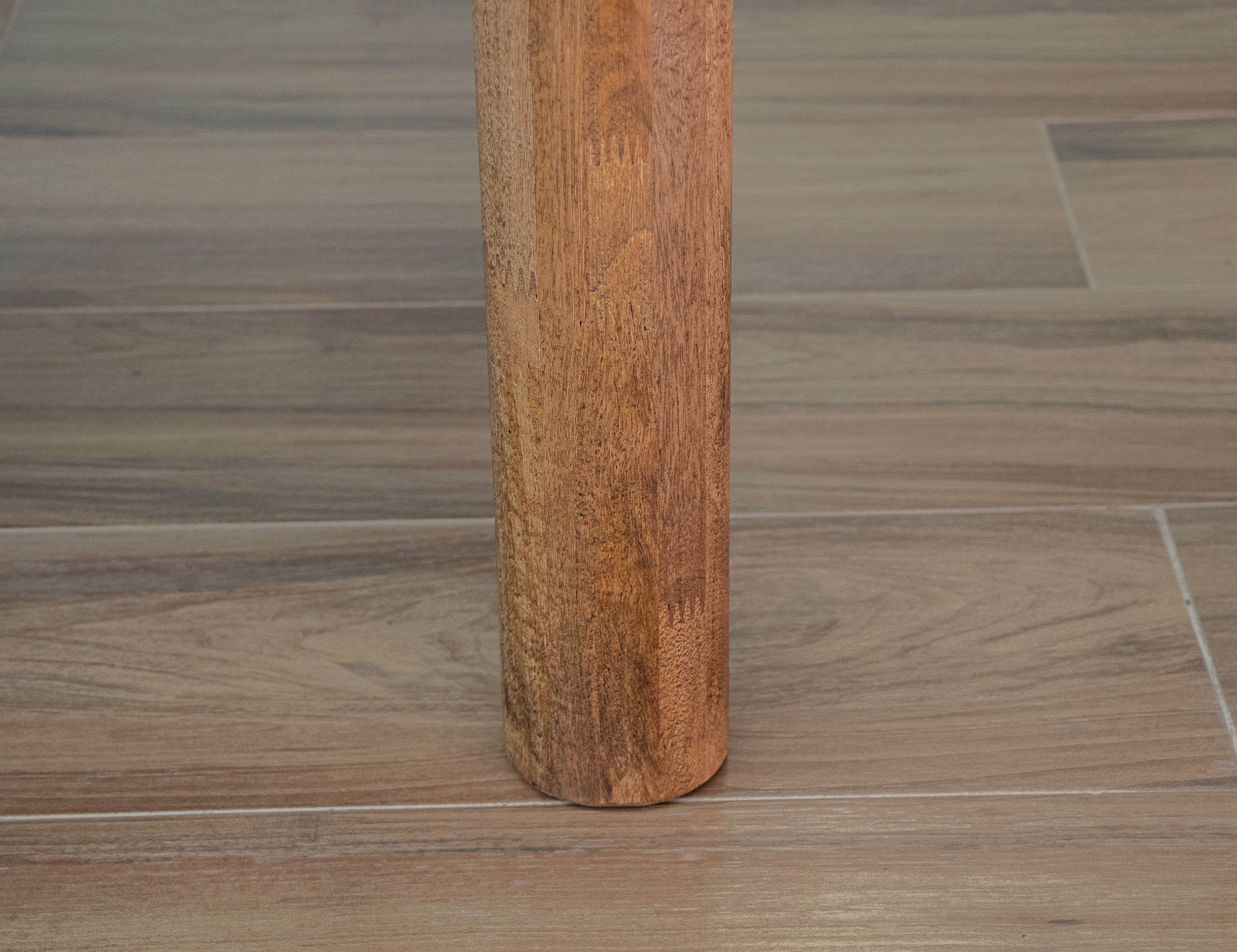 International Furniture Direct Olimpia Table