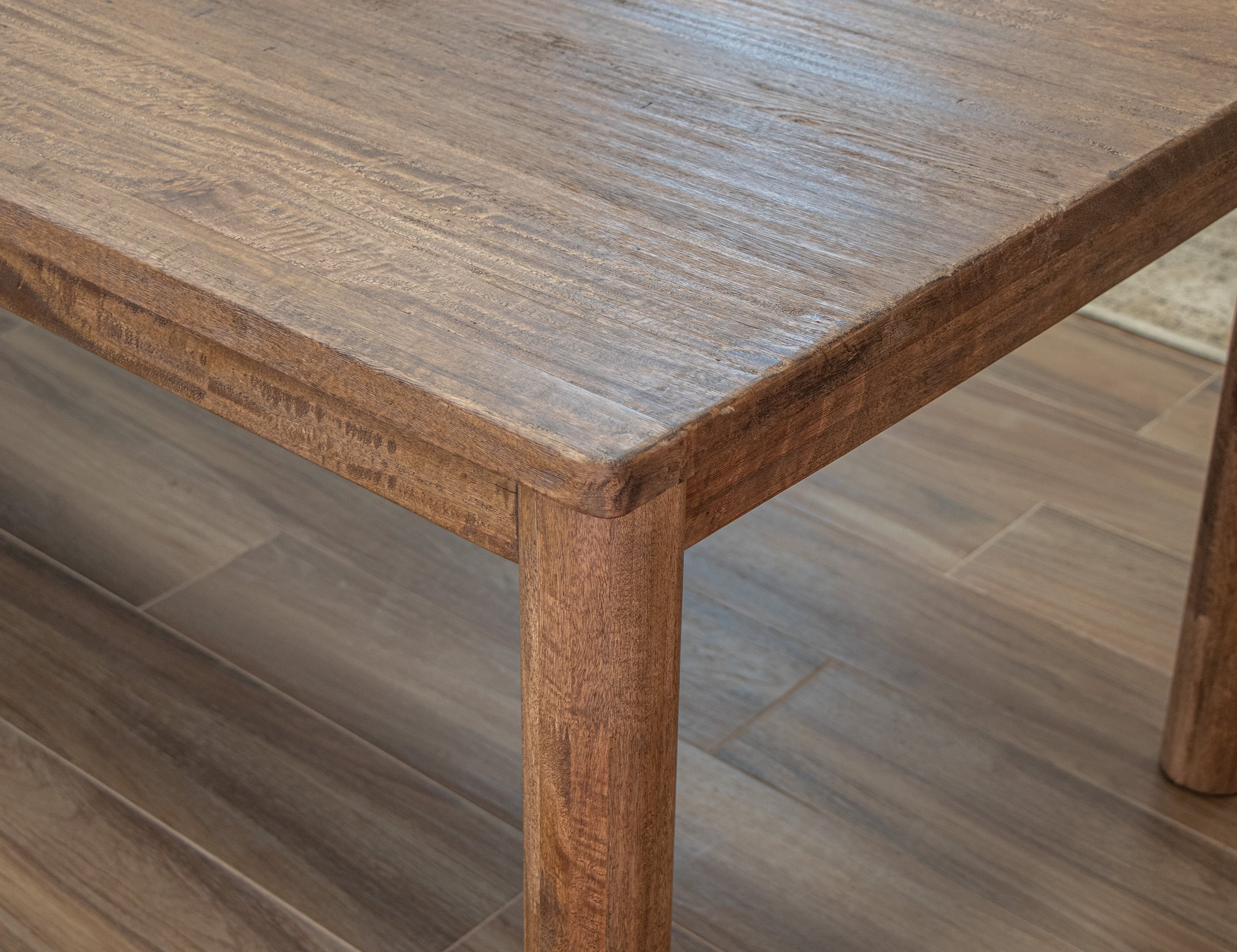 International Furniture Direct Olimpia Table