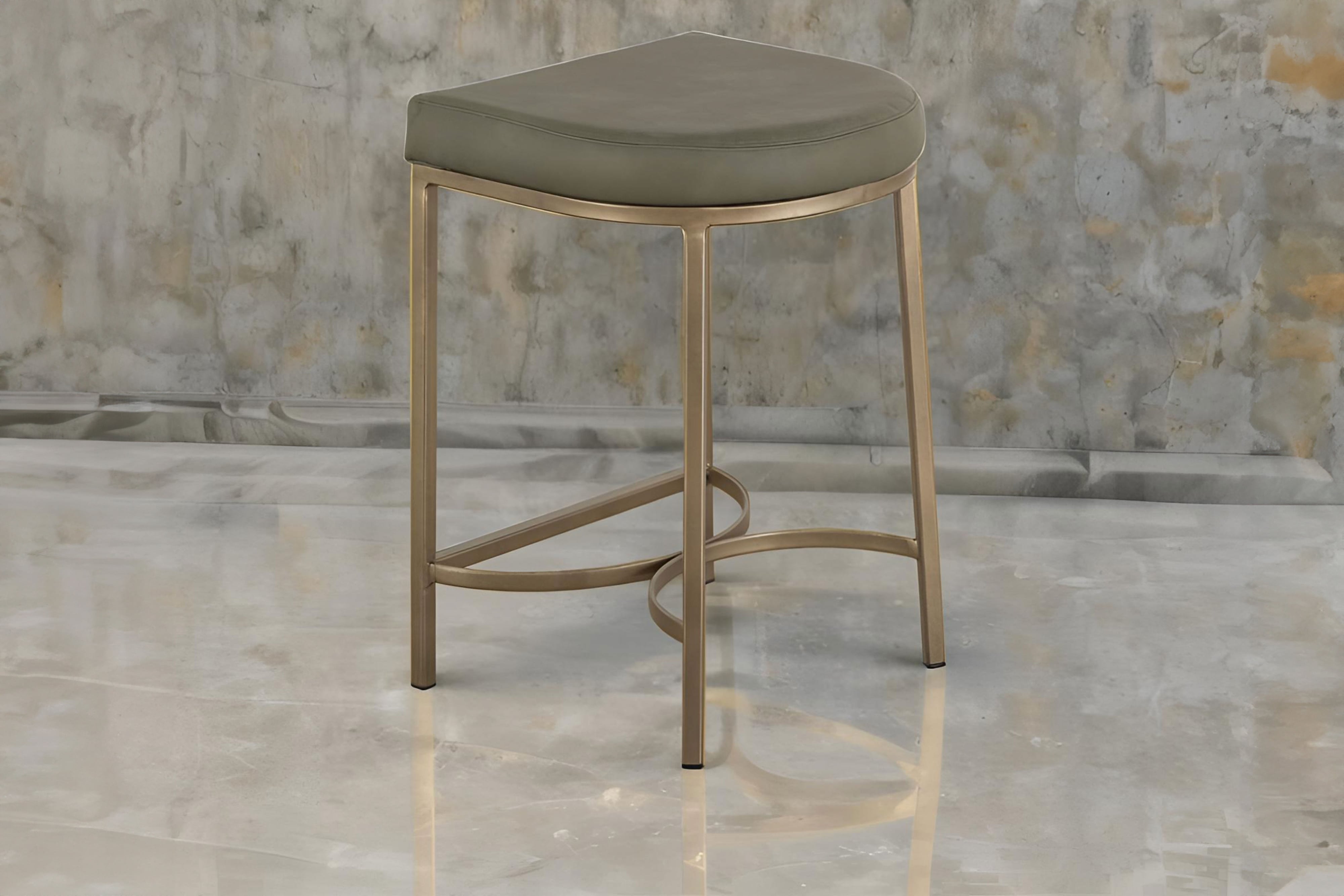 IFD Mezquite Upholstered Stool
