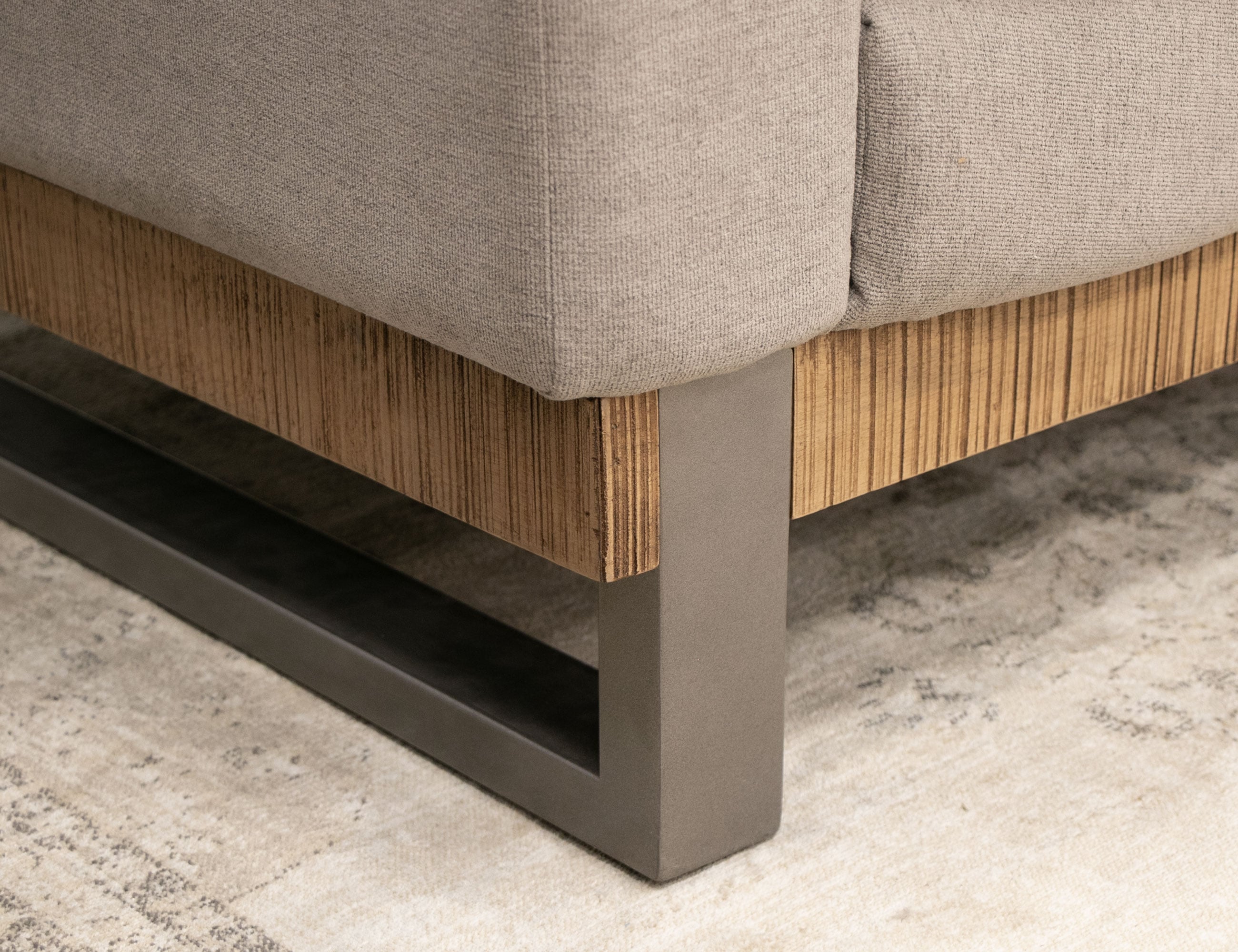 International Furniture Direct Mita Upholstered Loveseat