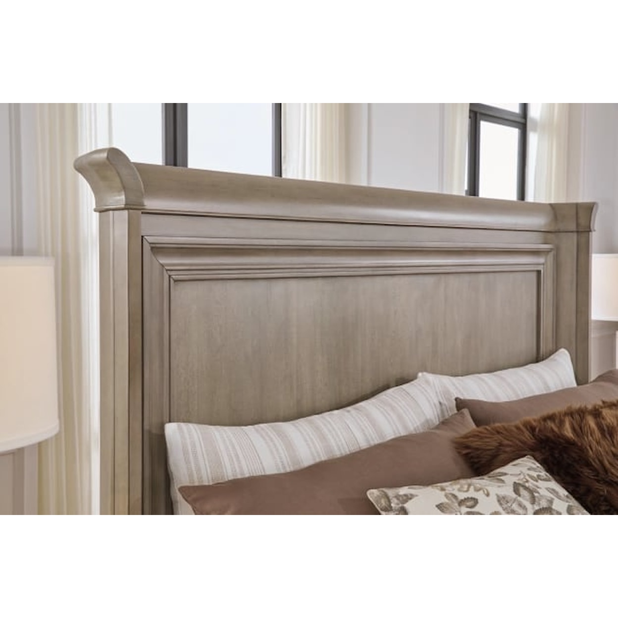 Signature Design by Ashley Lexorne King Sleigh Bed