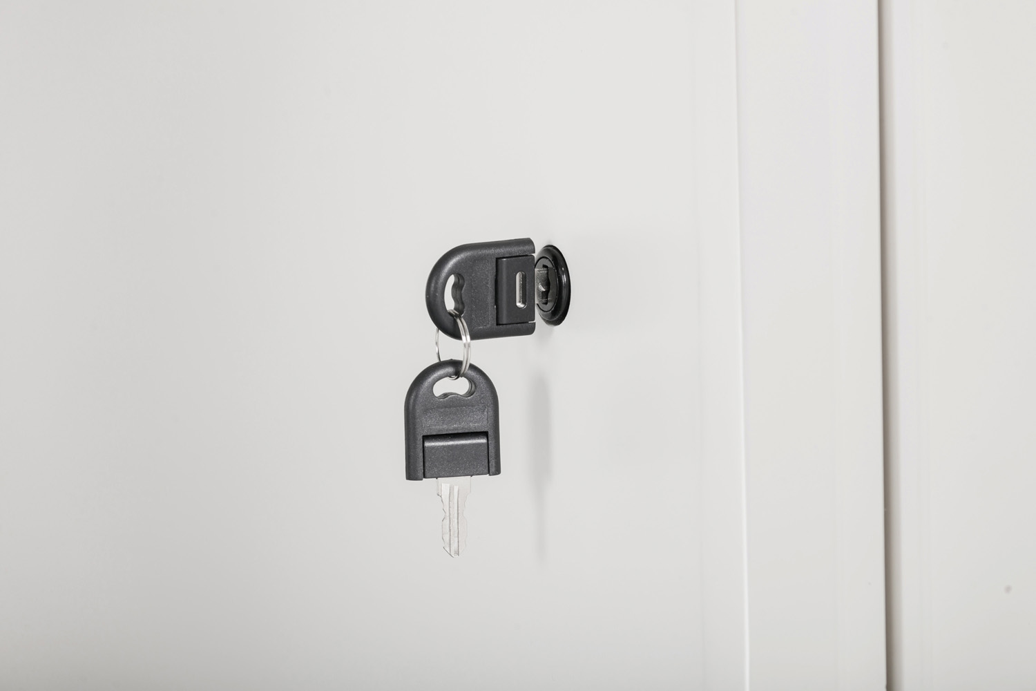 Aspenhome Alexander 66" Executive Desk