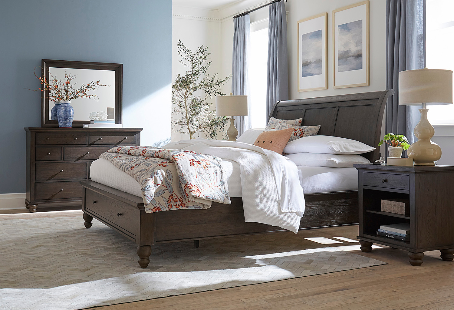 Aspenhome Cambridge Chesser