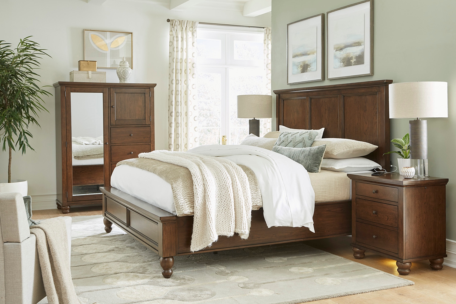 Aspenhome Cambridge Chiffarobe