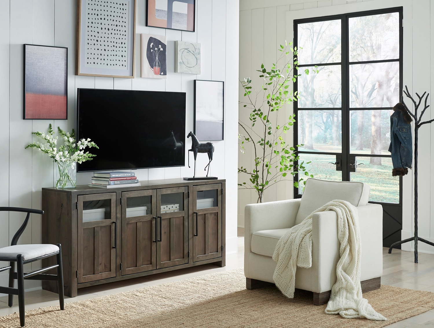 68" Console W/ 4 Doors