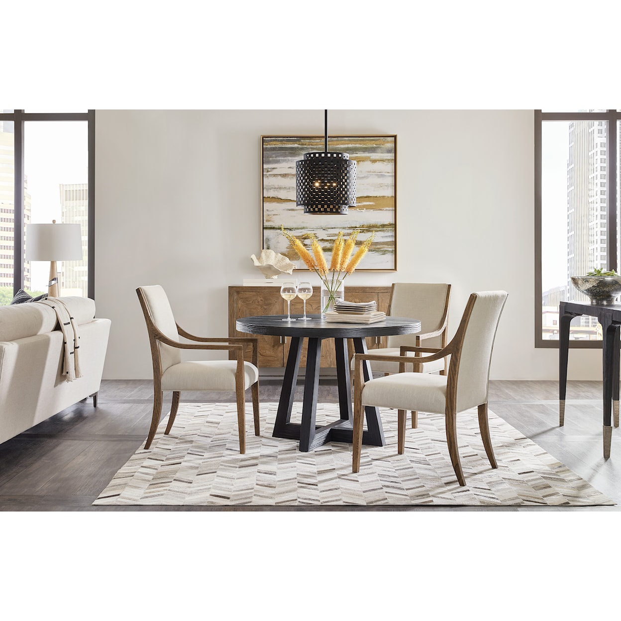 Hooker Furniture Chapman Round Dining Table