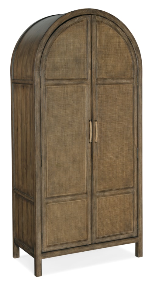 Wardrobe with Adjustable Shelves