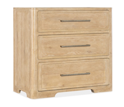 Casual 3-Drawer Nightstand