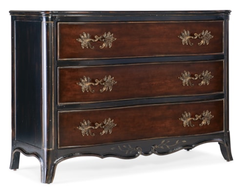 Traditional 3-Drawer Accent Chest