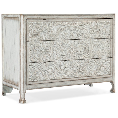 Relaxed Vintage 3-Drawer Accent Chest