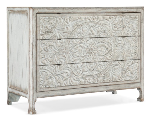 Relaxed Vintage 3-Drawer Accent Chest