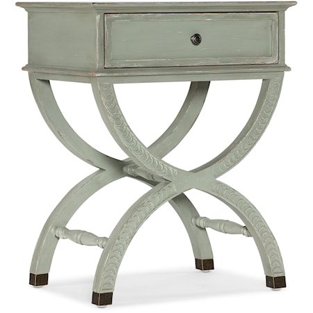 Traditional 1-Drawer Accent Table