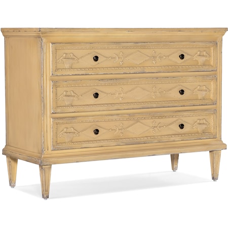 Traditional 3-Drawer Accent Chest