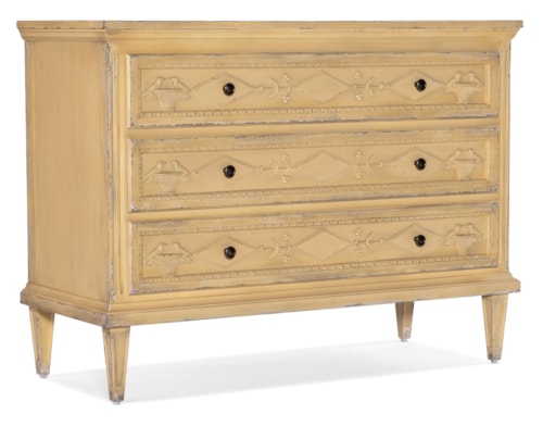 Traditional 3-Drawer Accent Chest