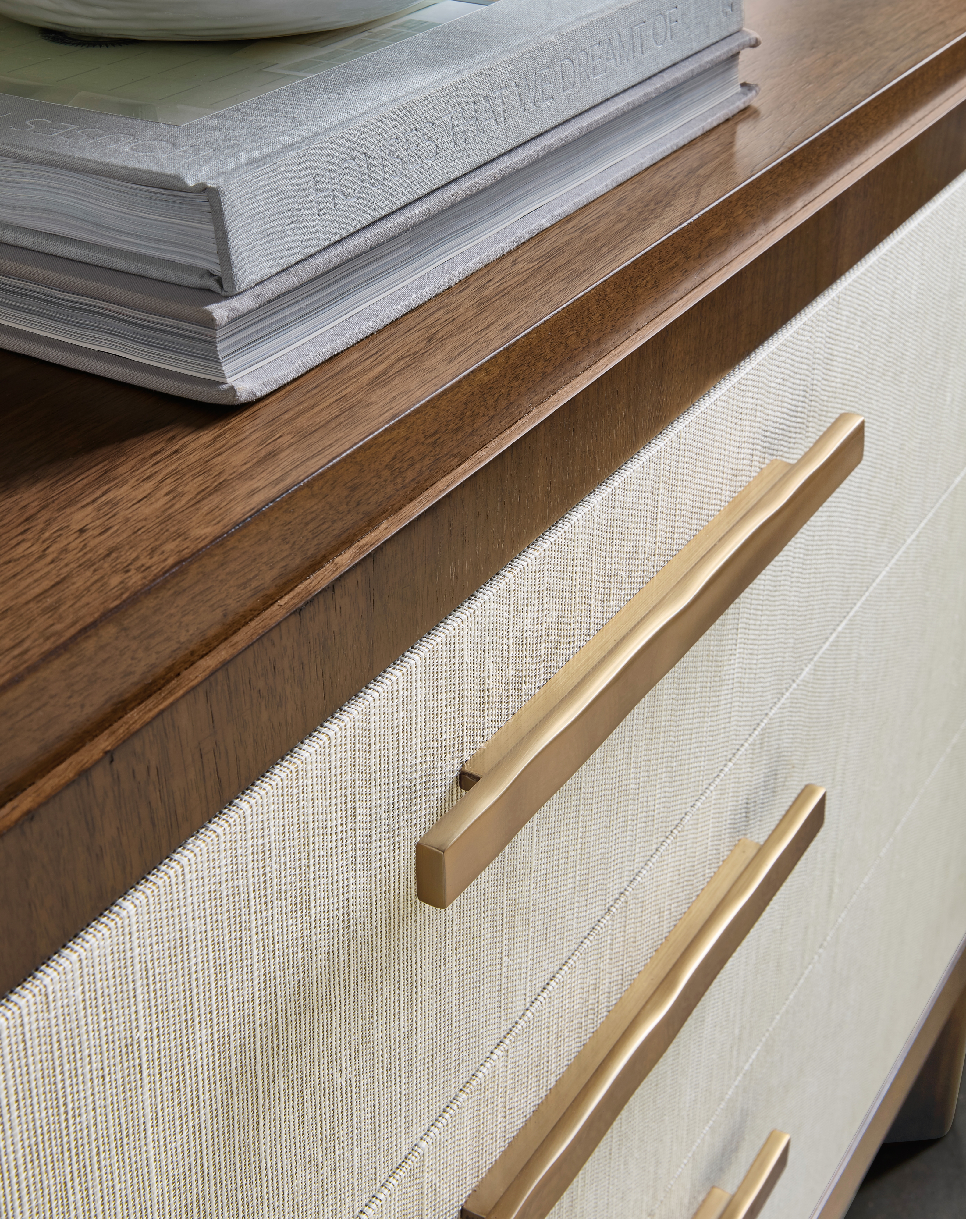 Hooker Furniture Eleana 3-Drawer Chest