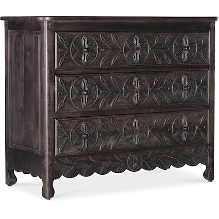 Casual 3-Drawer Chest with Self-Closing Drawer Guides