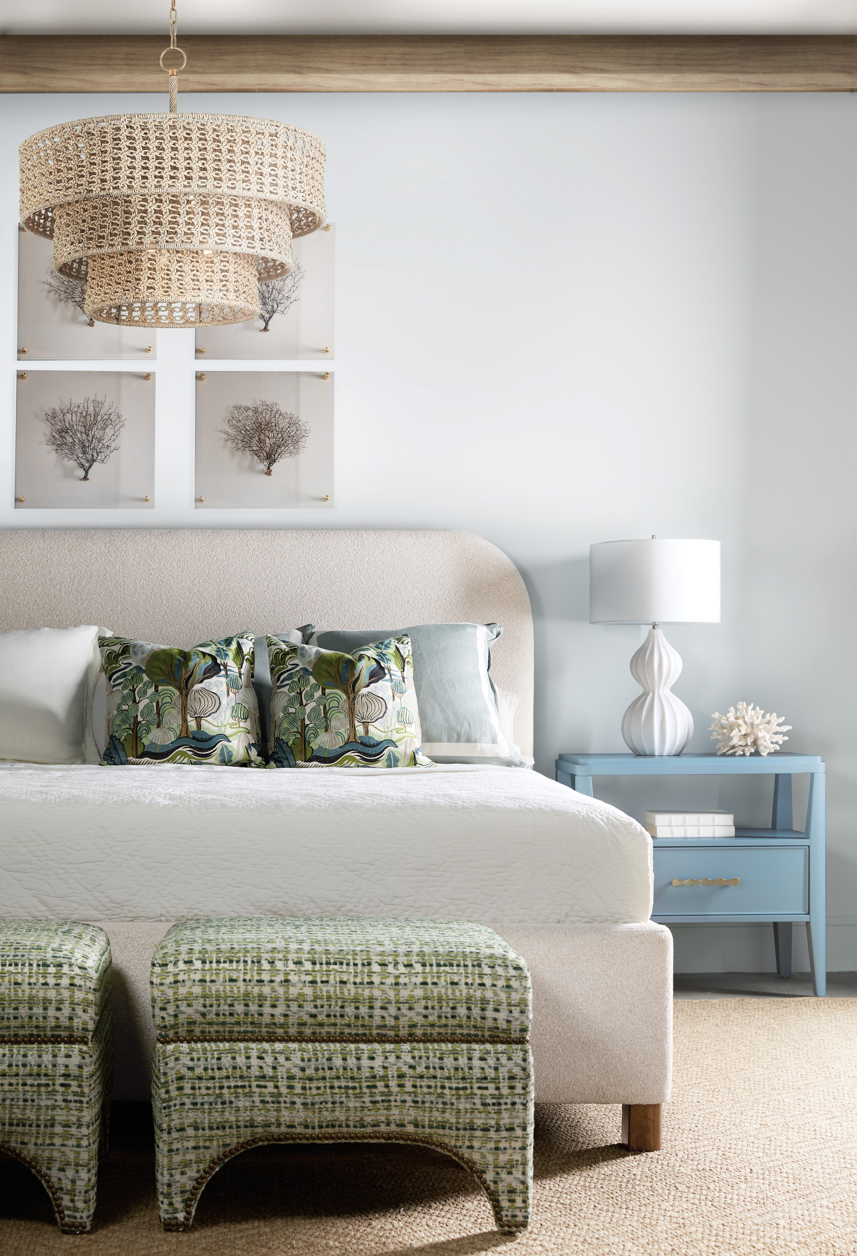 Hooker Furniture Commerce and Market Queen Upholstered Bed