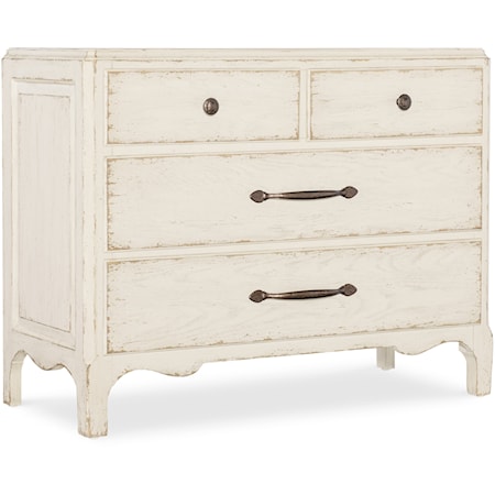 Traditional 4-Drawer Bachelor Chest