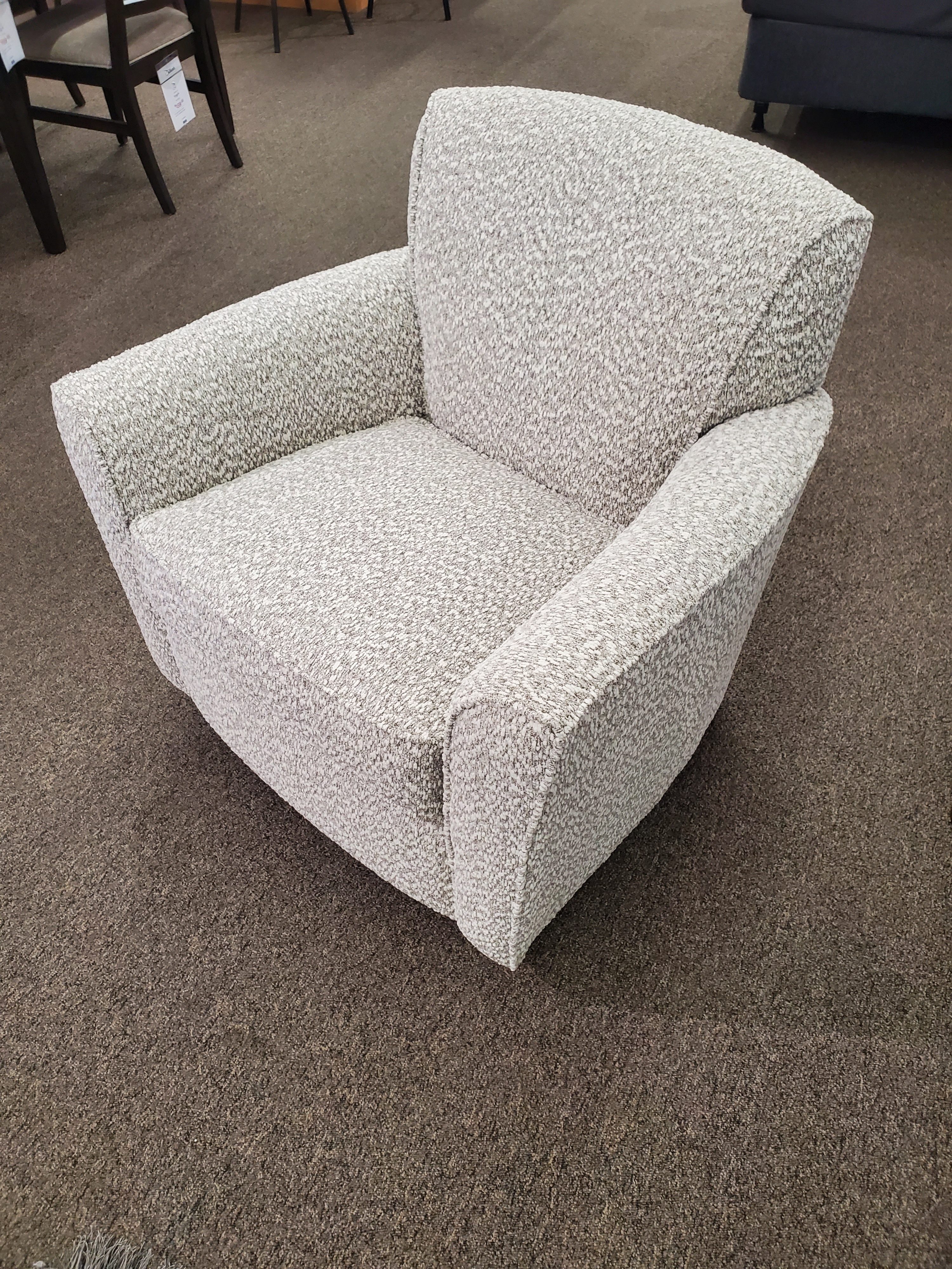 Arwen Swivel Glider
